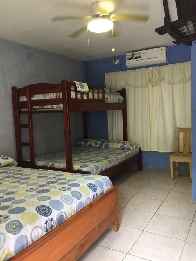 Hostal Sarai Pedernales Exterior foto